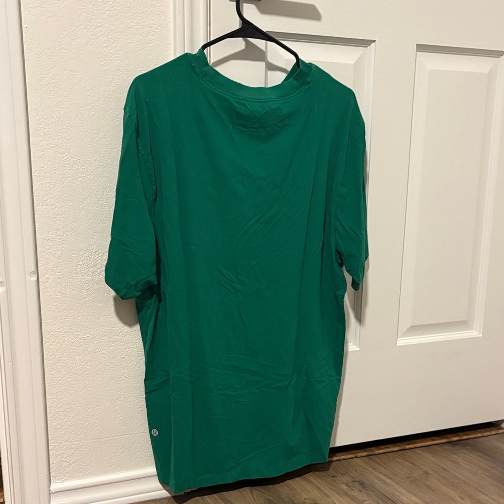 Zeroed-in Lululemon Green Short Sleeve T-Shirt